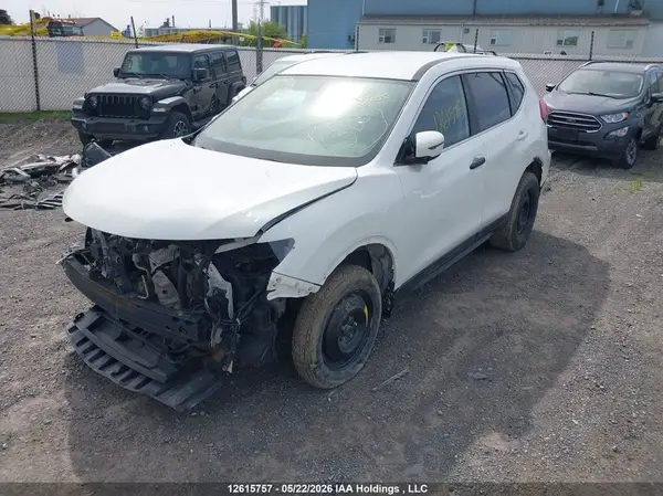 5N1AT2MV7JC852483 2018 NISSAN ROGUE - Image 2