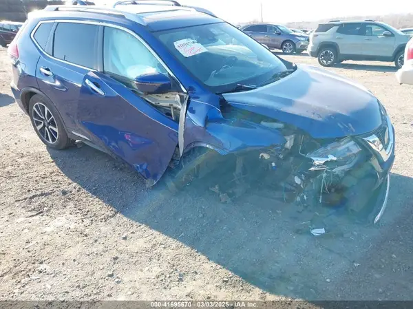 5N1AT2MV7KC718316 2019 NISSAN ROGUE - Image 1
