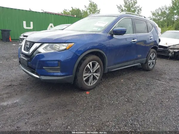 5N1AT2MV7KC718607 2019 NISSAN ROGUE - Image 2