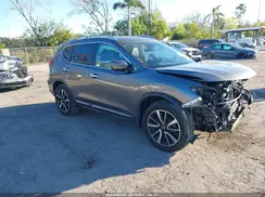 5N1AT2MV7KC725640 2019 NISSAN ROGUE