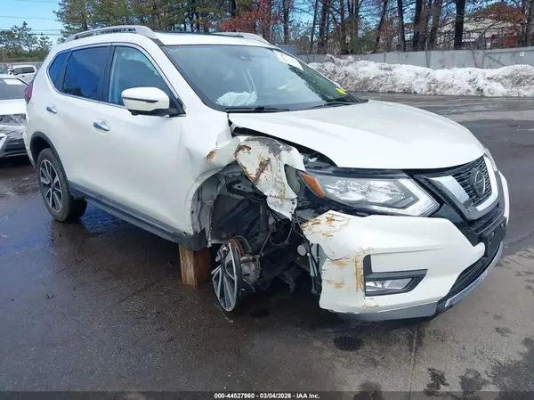 5N1AT2MV7KC728635 2019 NISSAN ROGUE - Image 1