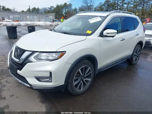5N1AT2MV7KC728635 2019 NISSAN ROGUE - Image 2