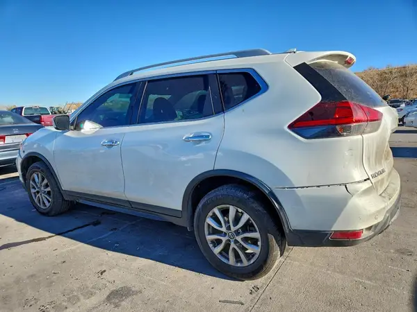 5N1AT2MV7KC767175 2019 NISSAN ROGUE - Image 2