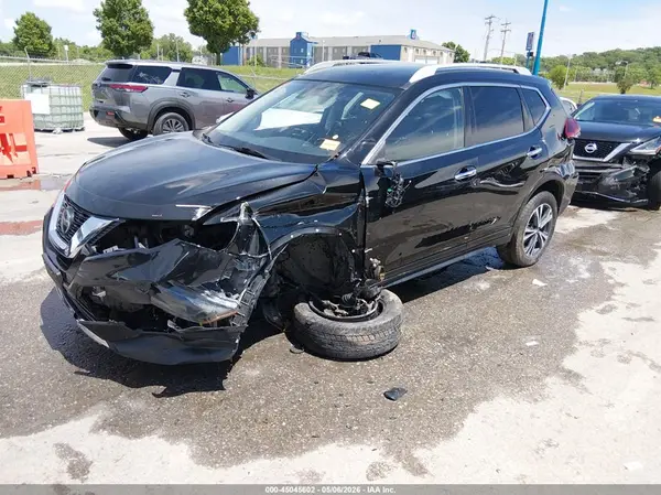 5N1AT2MV7KC782808 2019 NISSAN ROGUE - Image 2