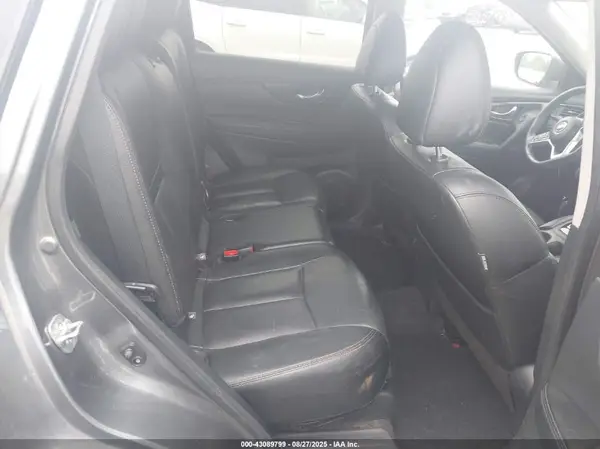 5N1AT2MV7KC783750 2019 NISSAN ROGUE - Image 8