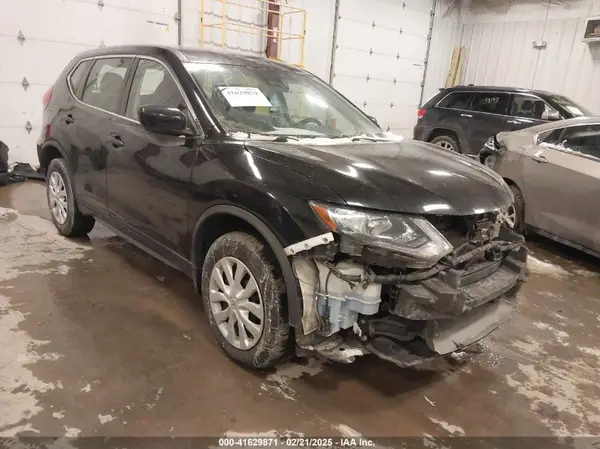 5N1AT2MV7KC785630 2019 NISSAN ROGUE - Image 1