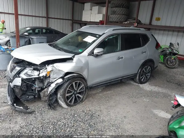 5N1AT2MV7KC786101 2019 NISSAN ROGUE - Image 2