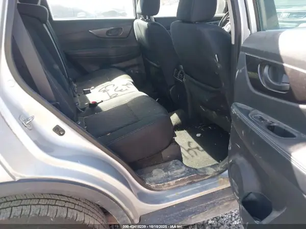 5N1AT2MV7KC791797 2019 NISSAN ROGUE - Image 8