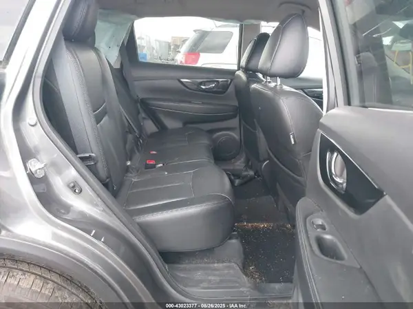 5N1AT2MV7KC812051 2019 NISSAN ROGUE - Image 8