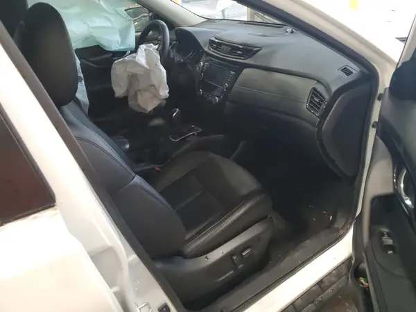 5N1AT2MV7KC812681 2019 NISSAN ROGUE - Image 8