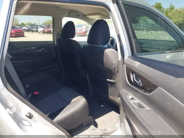 5N1AT2MV7KC812843 2019 NISSAN ROGUE - Image 8