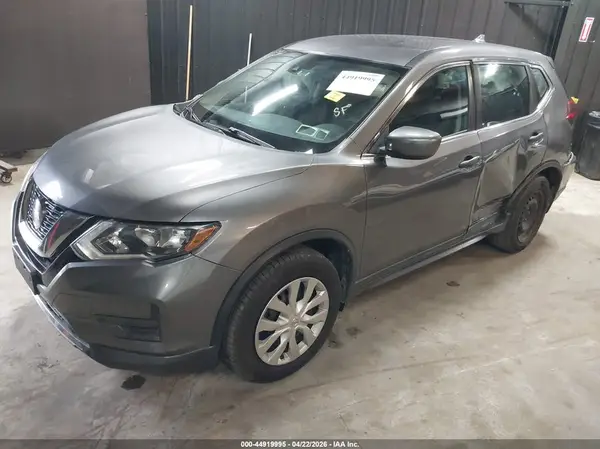 5N1AT2MV7KC813006 2019 NISSAN ROGUE - Image 2