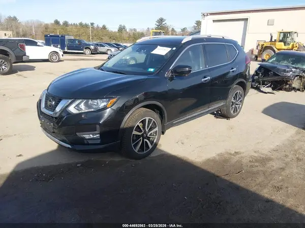 5N1AT2MV7KC813684 2019 NISSAN ROGUE - Image 2