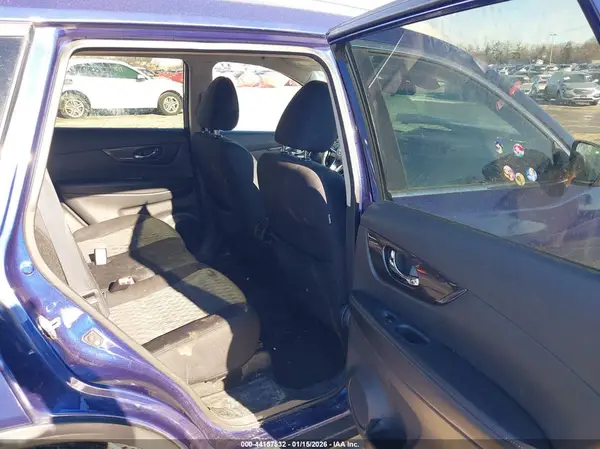 5N1AT2MV7KC817881 2019 NISSAN ROGUE - Image 8