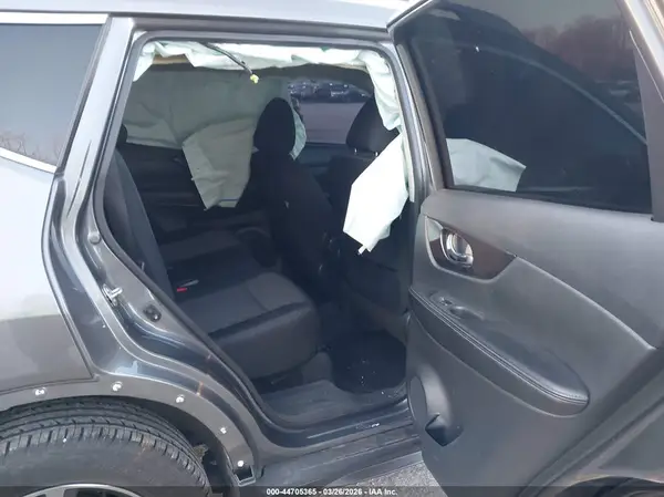 5N1AT2MV7KC821154 2019 NISSAN ROGUE - Image 8