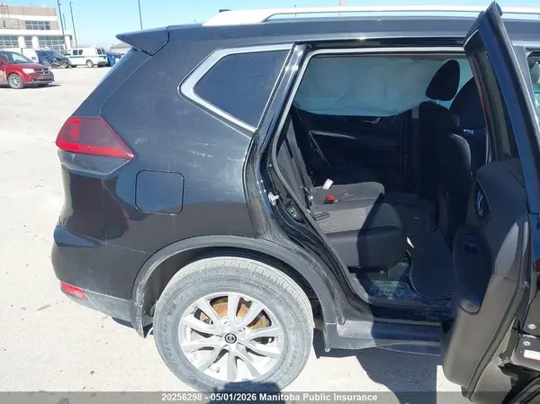 5N1AT2MV7KC836592 2019 NISSAN ROGUE - Image 8