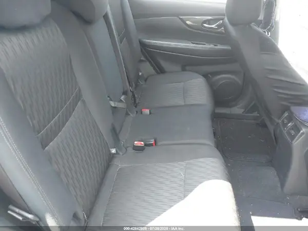 5N1AT2MV7KC840108 2019 NISSAN ROGUE - Image 8