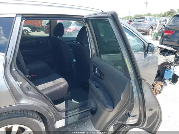 5N1AT2MV7KC842862 2019 NISSAN ROGUE - Image 8