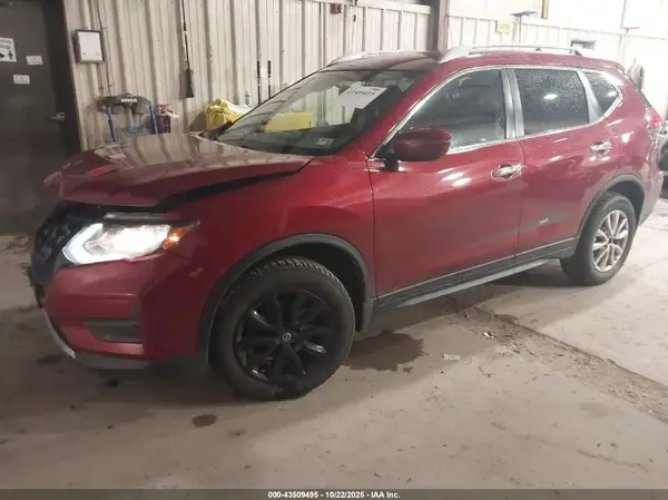 5N1AT2MV7LC735974 2020 NISSAN ROGUE - Image 2