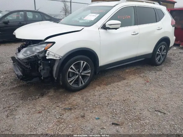 5N1AT2MV7LC786567 2020 NISSAN ROGUE - Image 2