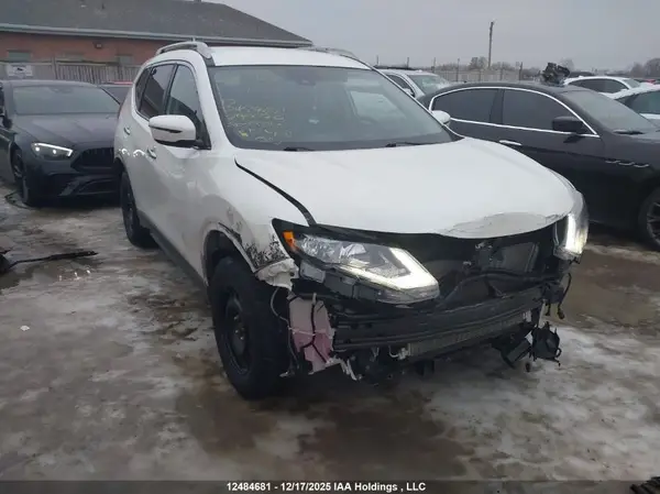 5N1AT2MV7LC790070 2020 NISSAN ROGUE - Image 1