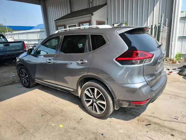 5N1AT2MV7LC806736 2020 NISSAN ROGUE - Image 2