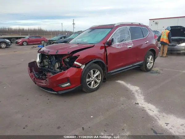 5N1AT2MV7LC811595 2020 NISSAN ROGUE - Image 2