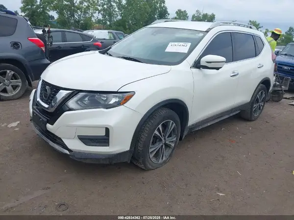 5N1AT2MV7LC816523 2020 NISSAN ROGUE - Image 2