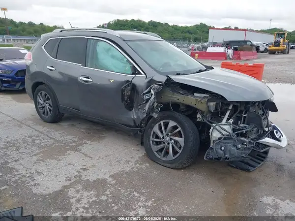 5N1AT2MV8GC736573 2016 NISSAN ROGUE - Image 1