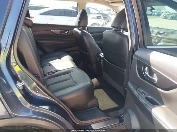 5N1AT2MV8GC815807 2016 NISSAN ROGUE - Image 8