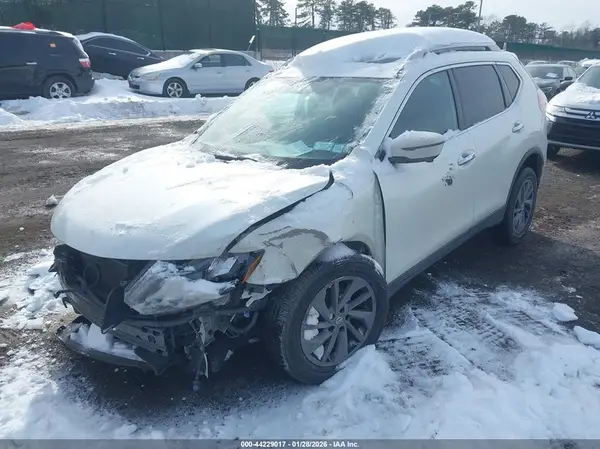 5N1AT2MV8GC887087 2016 NISSAN ROGUE - Image 2