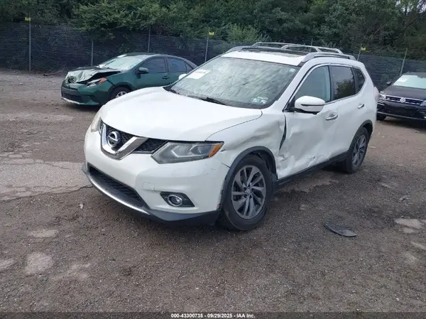 5N1AT2MV8GC910626 2016 NISSAN ROGUE - Image 2