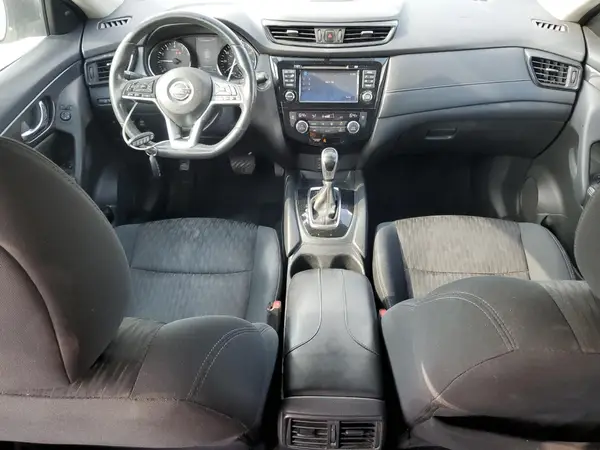 5N1AT2MV8HC732363 2017 NISSAN ROGUE - Image 8