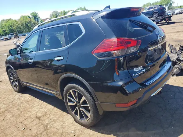 5N1AT2MV8HC732945 2017 NISSAN ROGUE - Image 2