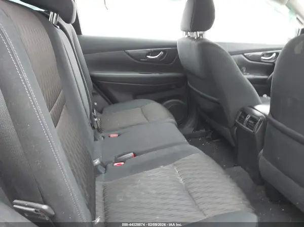 5N1AT2MV8HC734095 2017 NISSAN ROGUE - Image 8