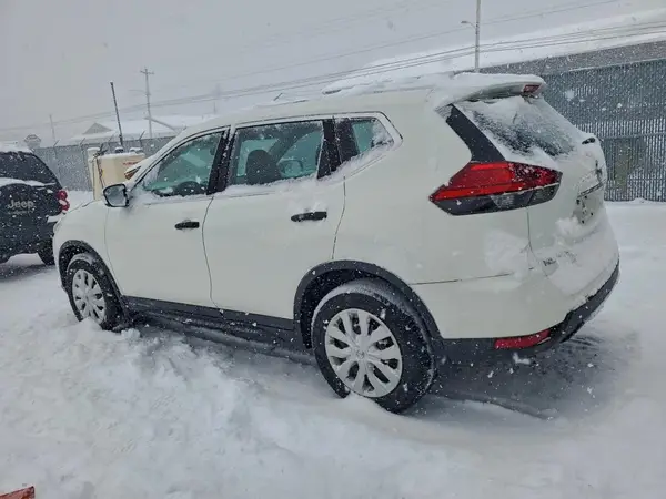 5N1AT2MV8HC735246 2017 NISSAN ROGUE - Image 2