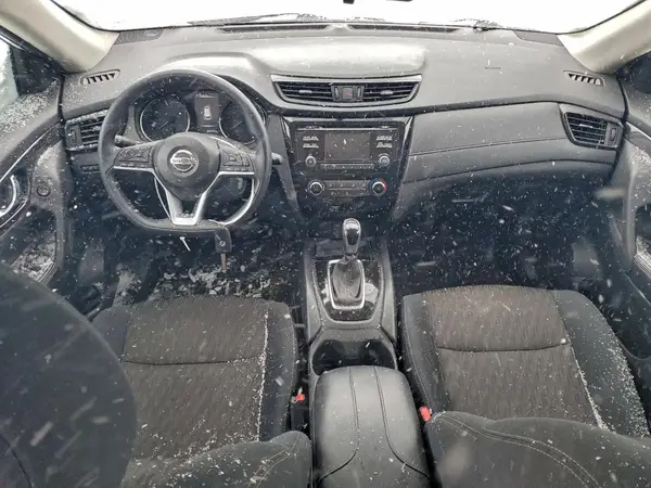 5N1AT2MV8HC735246 2017 NISSAN ROGUE - Image 8