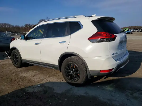 5N1AT2MV8HC739281 2017 NISSAN ROGUE - Image 2