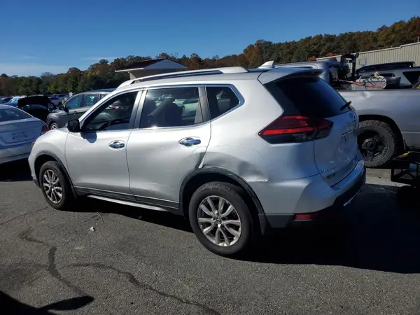 5N1AT2MV8HC741516 2017 NISSAN ROGUE - Image 2