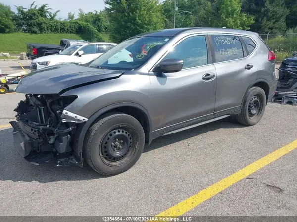 5N1AT2MV8HC747039 2017 NISSAN ROGUE - Image 2