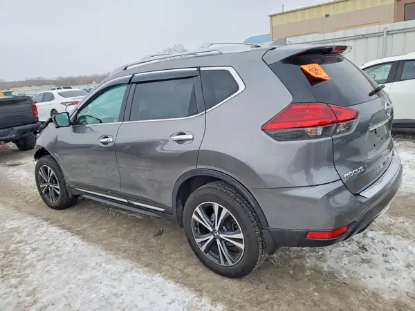 5N1AT2MV8HC748157 2017 NISSAN ROGUE - Image 2
