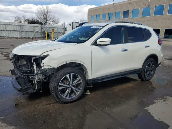 5N1AT2MV8HC749213 2017 NISSAN ROGUE - Image 1