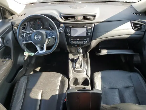5N1AT2MV8HC749776 2017 NISSAN ROGUE - Image 8