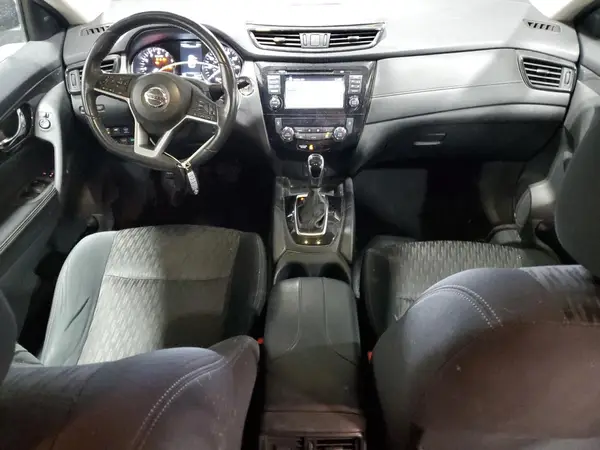 5N1AT2MV8HC750474 2017 NISSAN ROGUE - Image 8