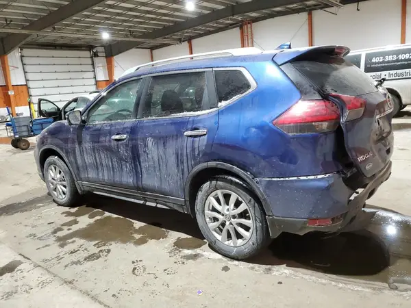 5N1AT2MV8HC752032 2017 NISSAN ROGUE - Image 2