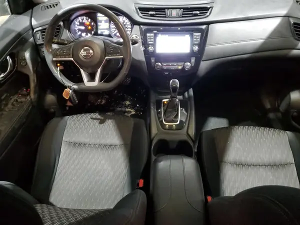 5N1AT2MV8HC752032 2017 NISSAN ROGUE - Image 8