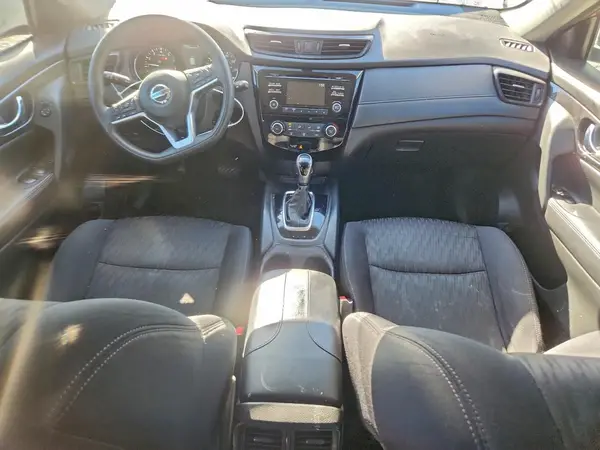 5N1AT2MV8HC752144 2017 NISSAN ROGUE - Image 8