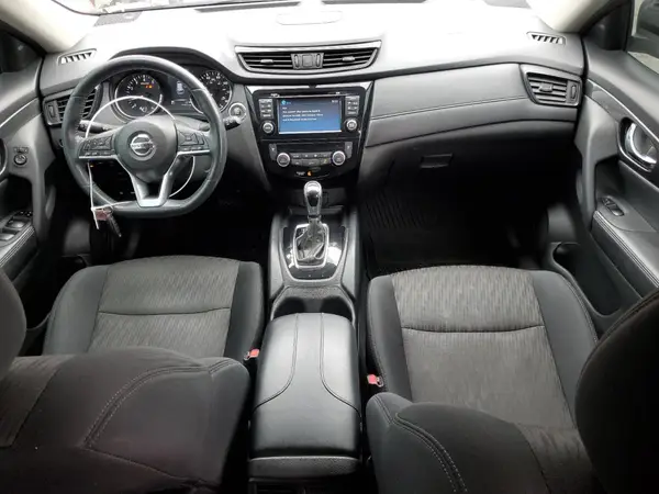 5N1AT2MV8HC753438 2017 NISSAN ROGUE - Image 8