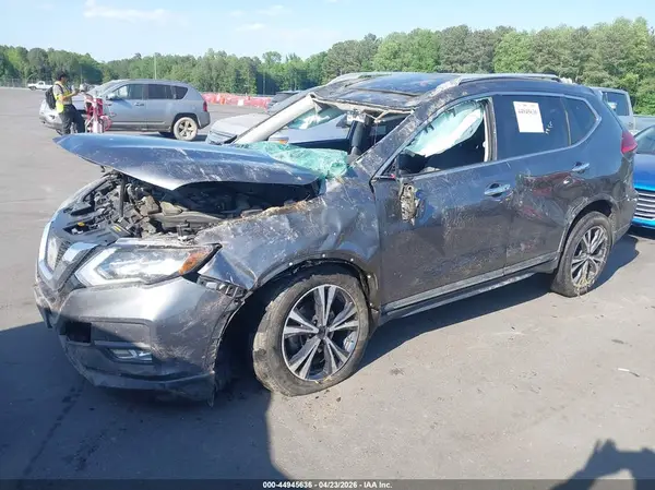 5N1AT2MV8HC753665 2017 NISSAN ROGUE - Image 2