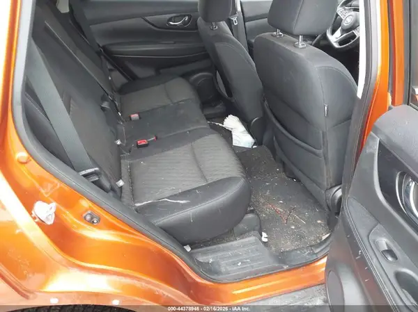 5N1AT2MV8HC760227 2017 NISSAN ROGUE - Image 8